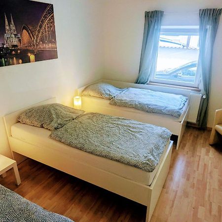 Apartment Koeln Weidenpesch Luaran gambar