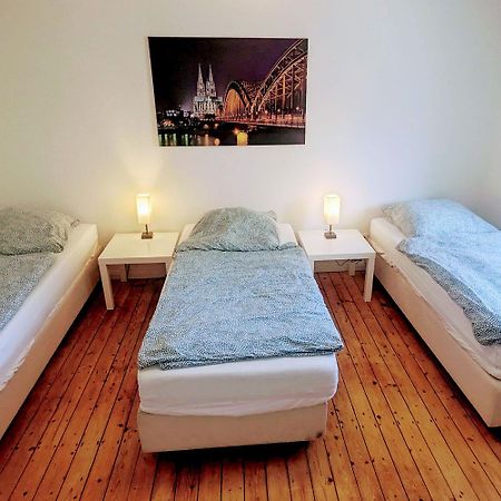 Apartment Koeln Weidenpesch Luaran gambar